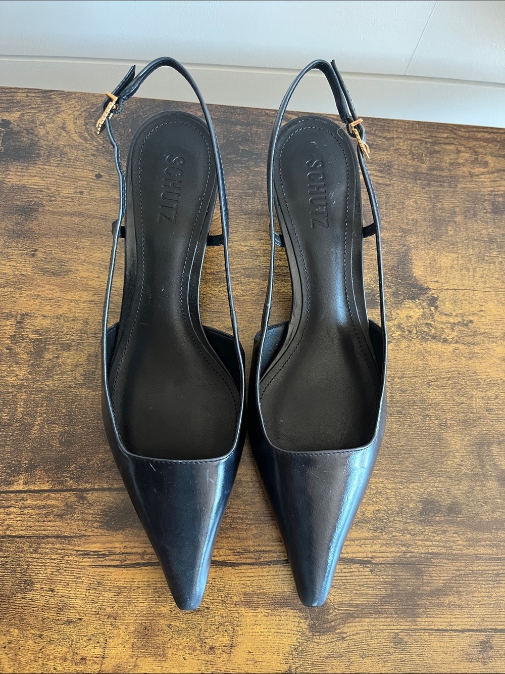 SCHUTZ Sophia Dark Blue Slingback Pumps with Gold Buckle NWT Size 8